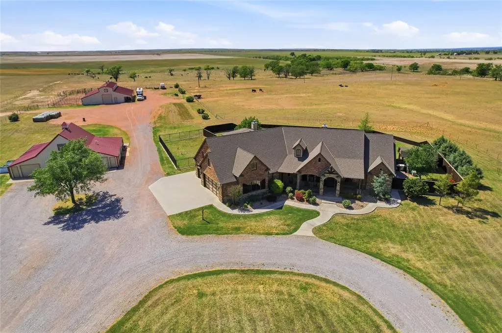 22334 N County Road 1940, Mangum, OK 73554 - #1