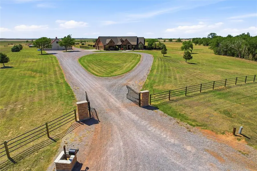 22334 N County Road 1940, Mangum, OK 73554 - #2