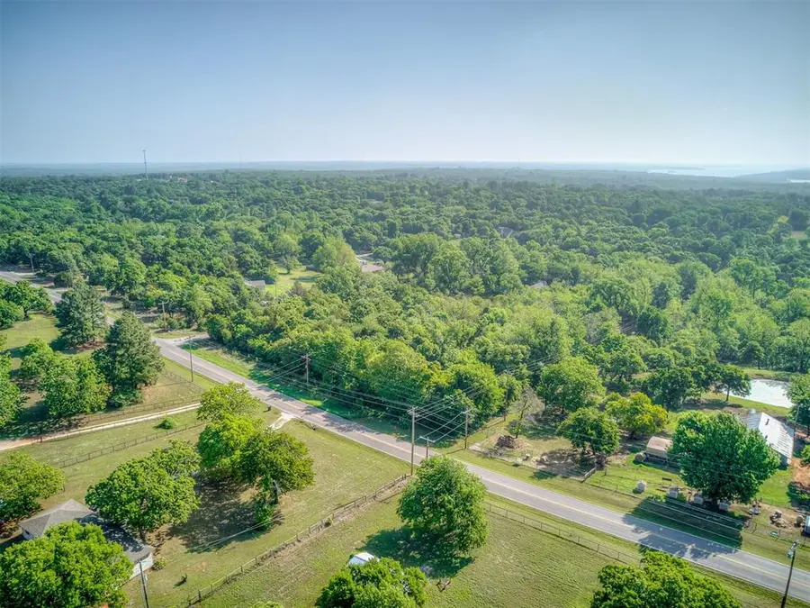 517 SE 72nd Avenue, Norman, OK 73026 - #3