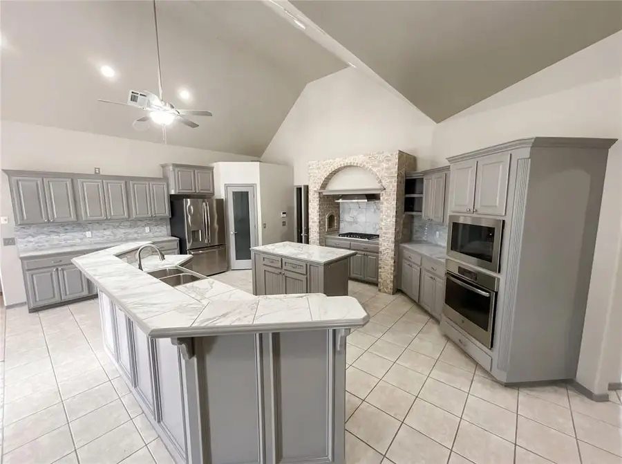 8816 NW 121st Terrace, Oklahoma City, OK 73162 - #2