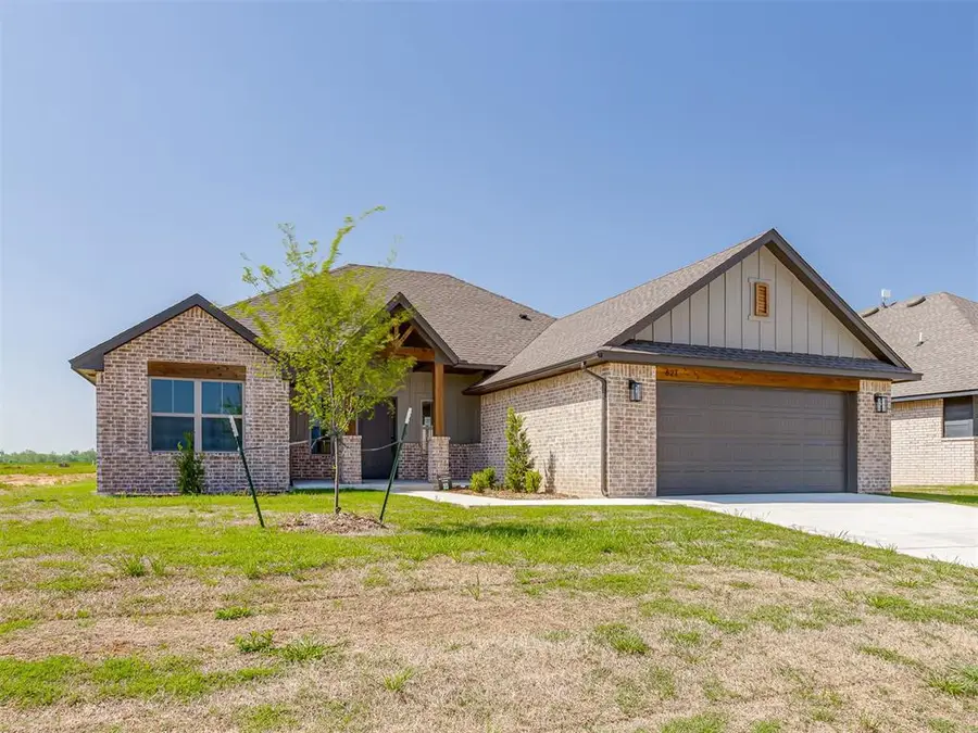 621 Trails End Drive, Shawnee, OK 74804 - #2