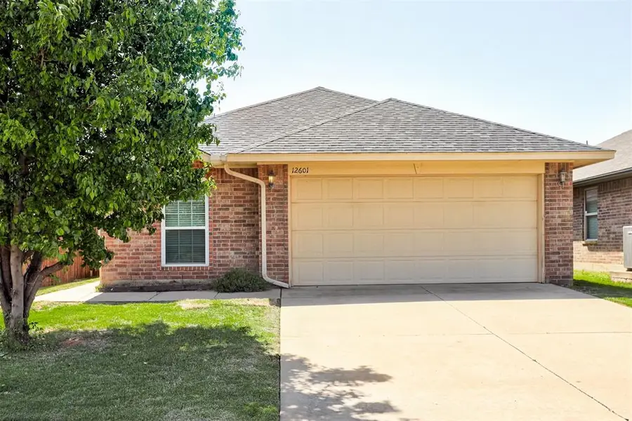 12601 Heritage Oaks Drive, Oklahoma City, OK 73120 - #2