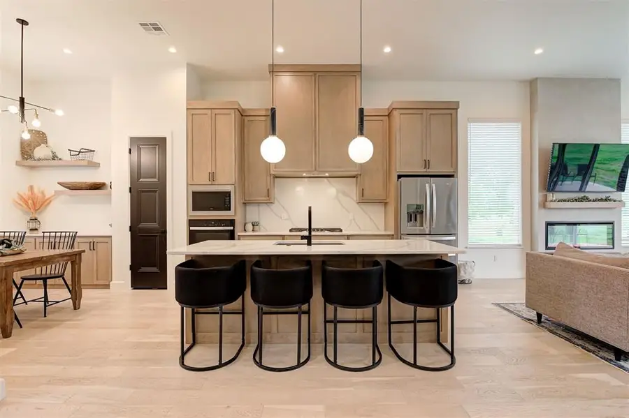 10104 SW 25th Court, Yukon, OK 73099 - #3