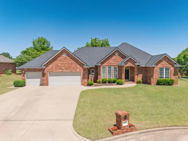 1402 Nottingham Place, Shawnee, OK 74804