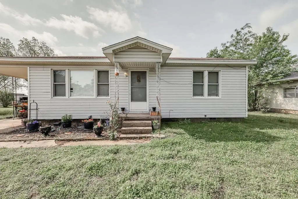 802 W Spruce Street, Haskell, OK 74436 - #1