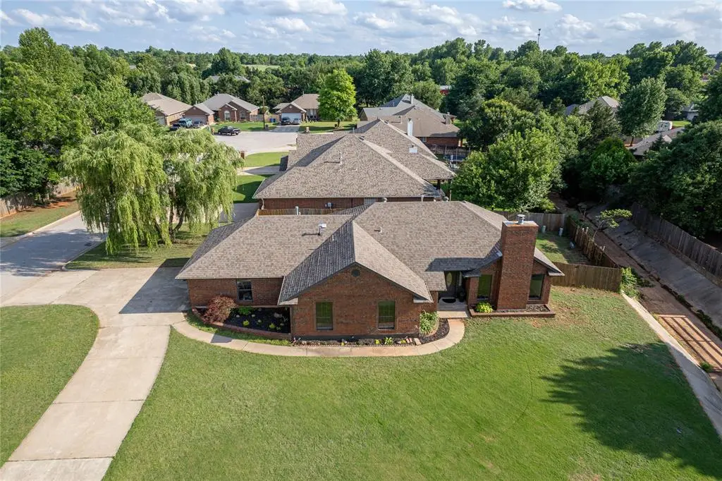 1532 E Twin Brook Terrace, Mustang, OK 73064 - #1