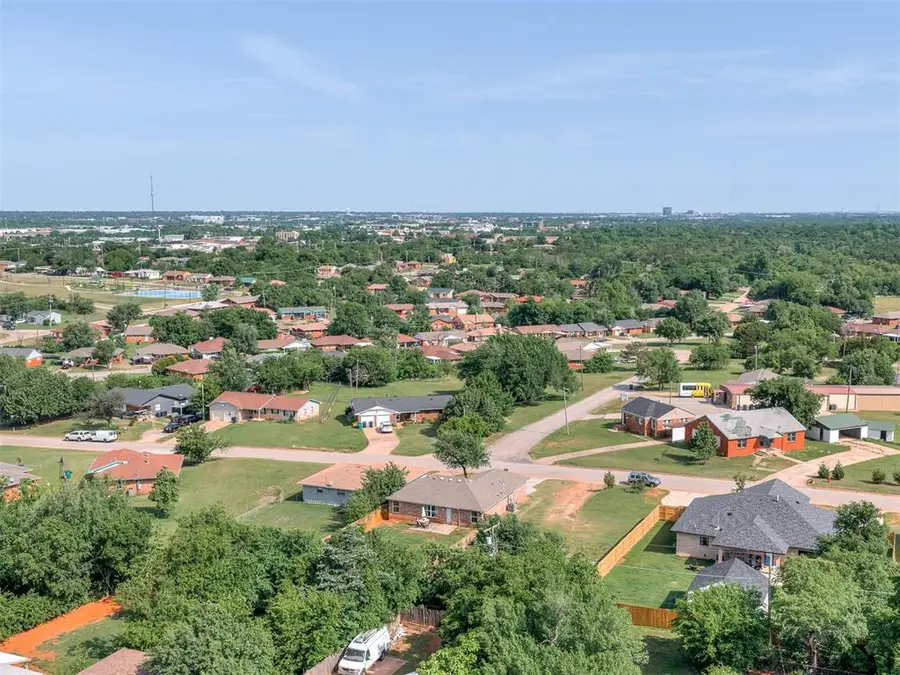 916 E Hill Street, Oklahoma City, OK 73105 - #2