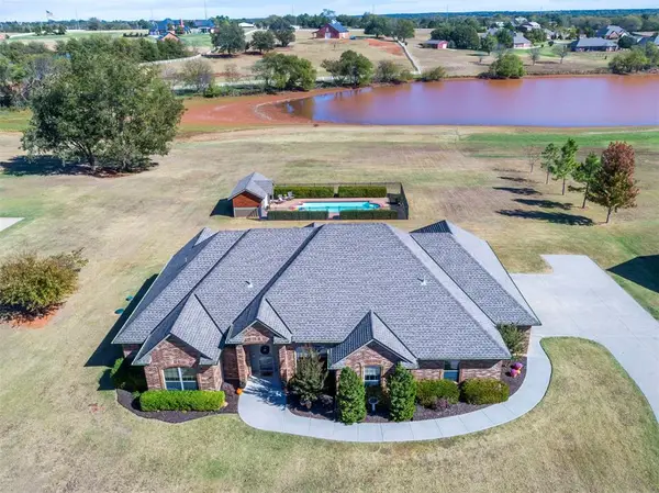 2521 Shoreline Drive, Norman, OK 73026