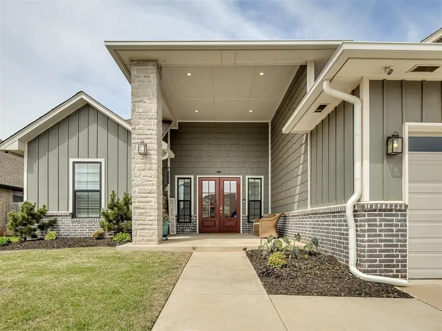 4805 Hambletonian Lane, Mustang, OK 73064 - #2
