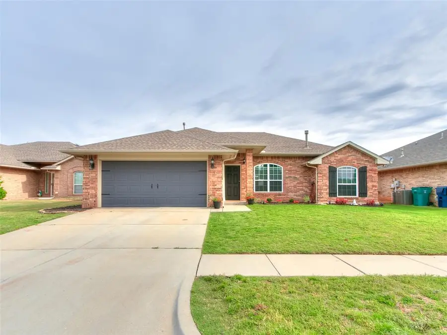 11617 SW 10th Street, Yukon, OK 73099 - #2