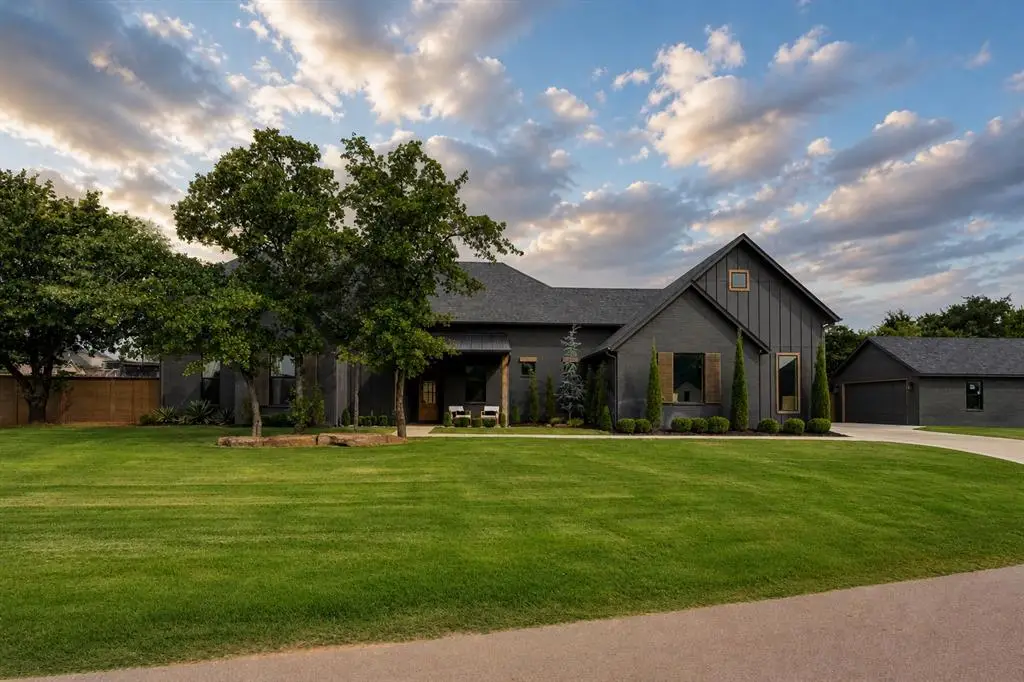 391 Old Creek Road, Edmond, OK 73034 - #1