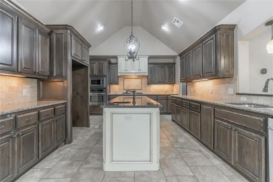 4617 Caveat Drive, Edmond, OK 73025 - #3