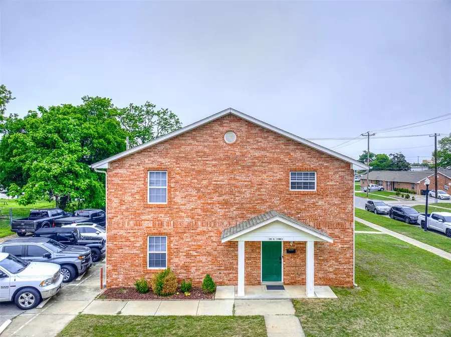 324 S Sante Fe Avenue, Norman, OK 73069 - #3