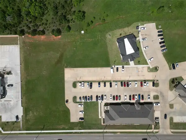 3300 N Kickapoo Street, Shawnee, OK 74804