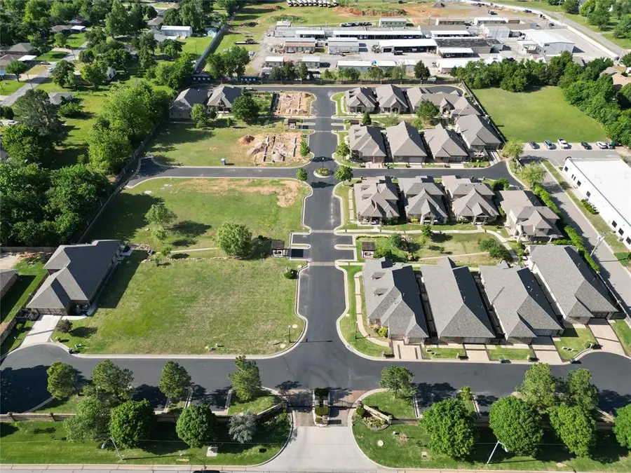 9228 Joan Drive, Midwest City, OK 73130 - #2