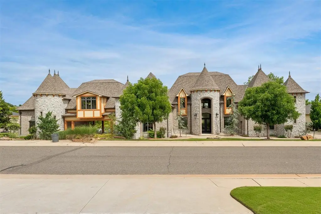 4616 Lake Front Drive, Edmond, OK 73034 - #1
