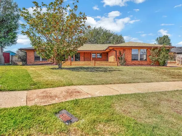 715 SW Englewood Drive, Lawton, OK 73505