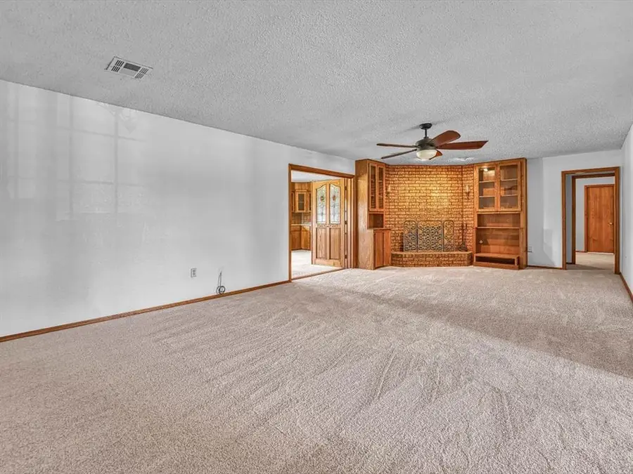 715 SW Englewood Drive, Lawton, OK 73505 - #2