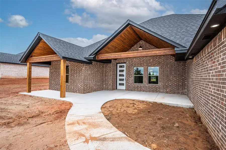 1111 Bridgeview Lane, Tuttle, OK 73089 - #3