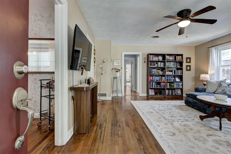 134 E Himes Street, Norman, OK 73069 - #2