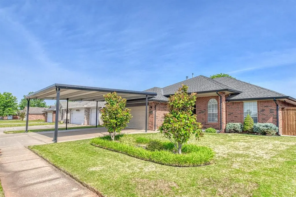 901 SE 36th Street, Moore, OK 73160 - #1