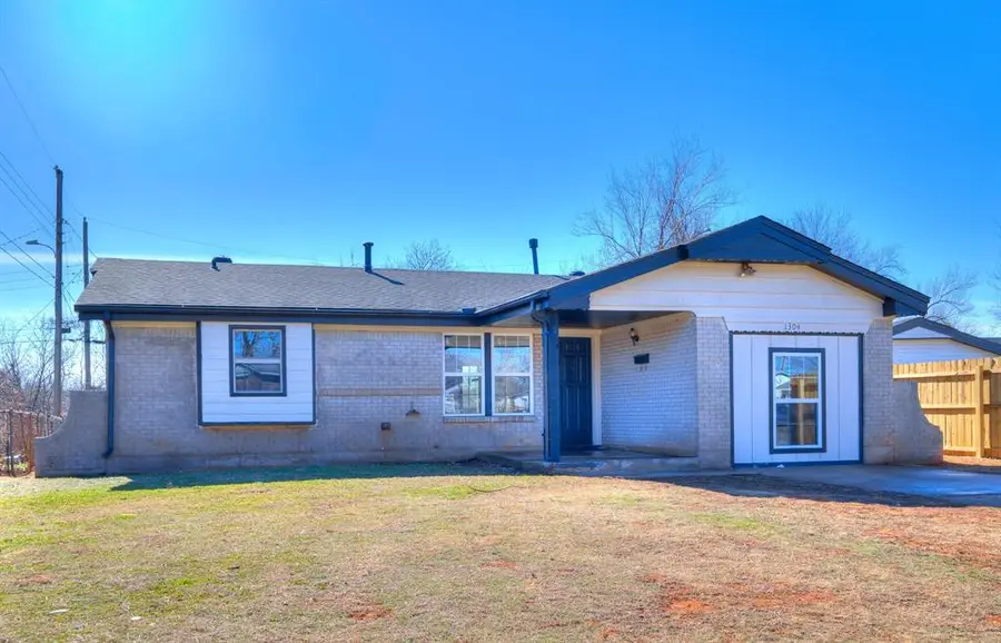 1304 Locust Drive, Midwest City, OK 73110 - #3
