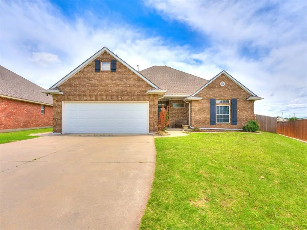816 SE 5th Court, Moore, OK 73160 - #1