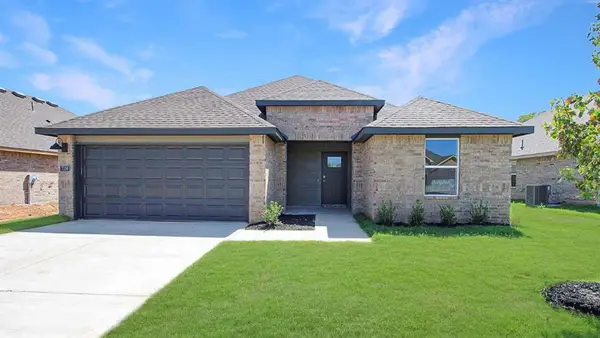6005 Green Meadow Lane, Oklahoma City, OK 73132