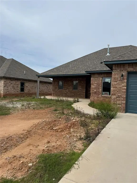 2805 Cedar Ridge Street, Seminole, OK 74868