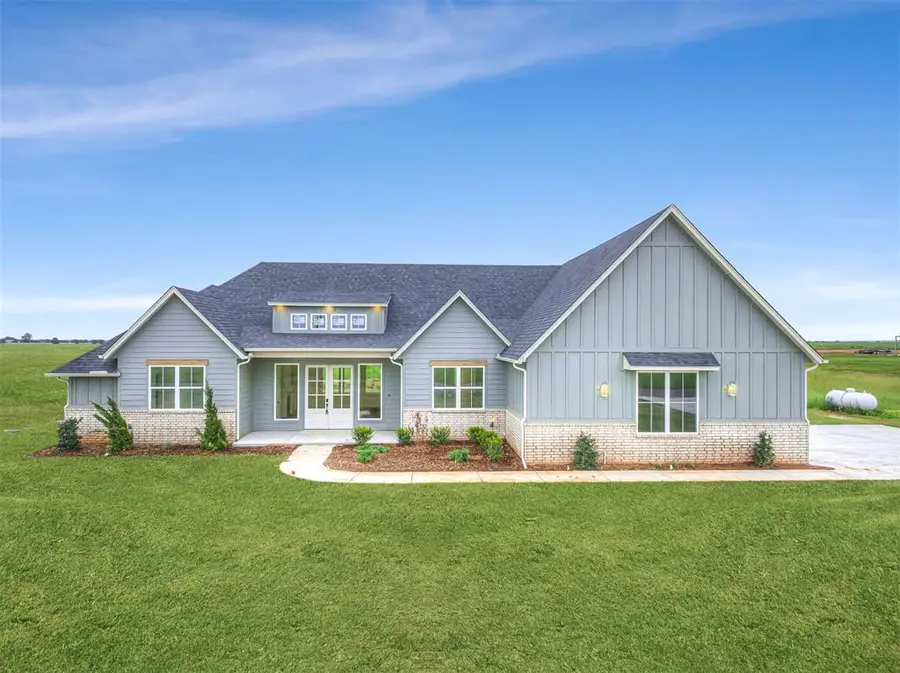2692 S May Avenue, Guthrie, OK 73044 - #2