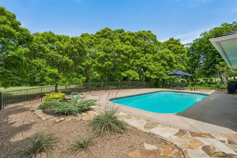 3306 Hillview Drive, Norman, OK 73072 - #2