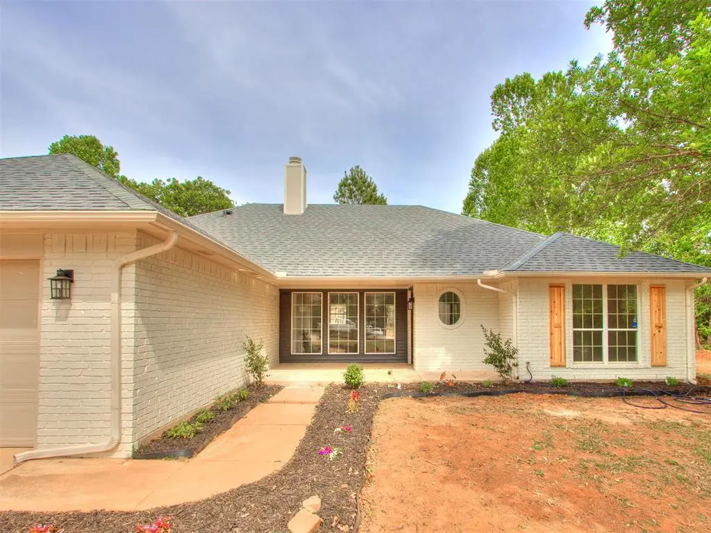 900 S Carolyn Drive, Choctaw, OK 73020 - #1