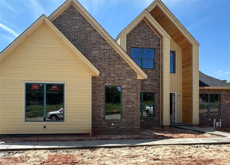 8132 Amber Ridge Drive, Edmond, OK 73034 - #2
