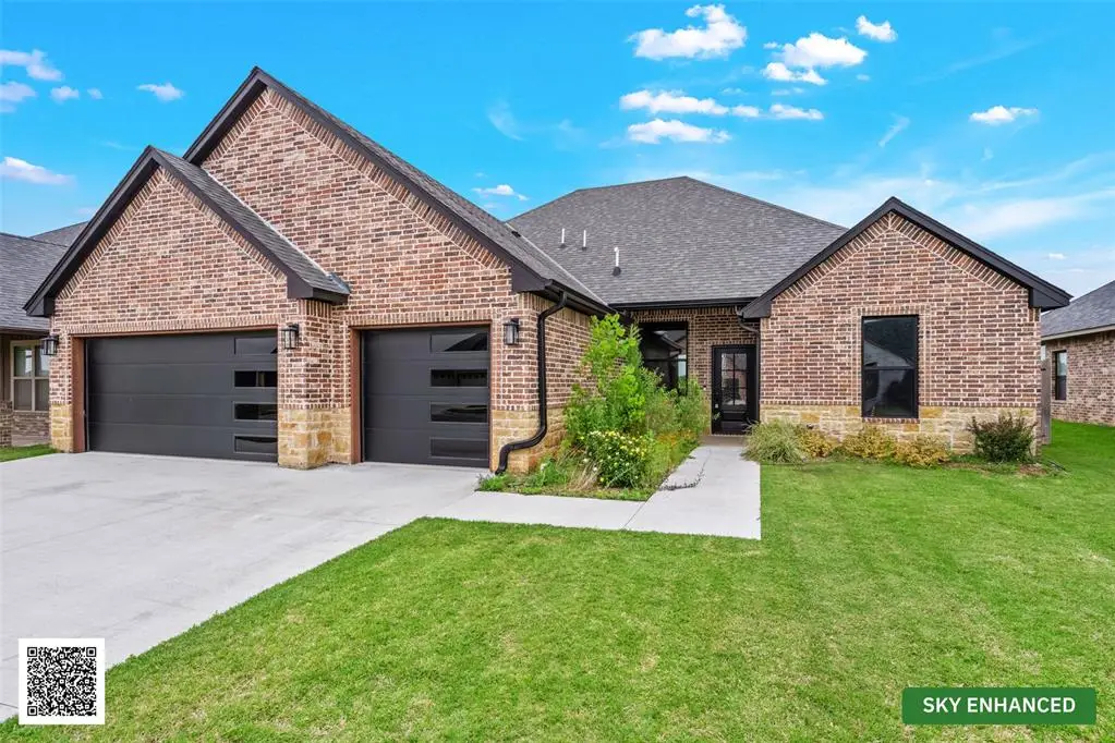 3914 NE Shenandoah Drive, Lawton, OK 73507 - #1