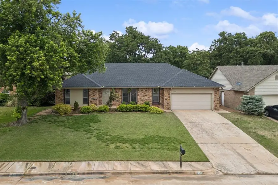 1313 Devonshire Court, Edmond, OK 73034 - #3
