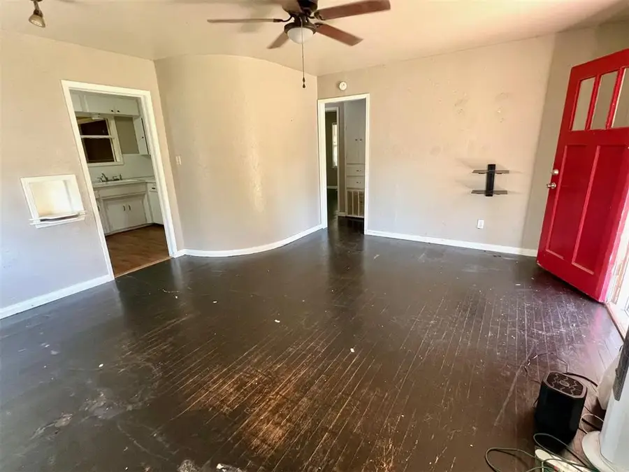 533 E Fairchild Drive, Oklahoma City, OK 73110 - #3