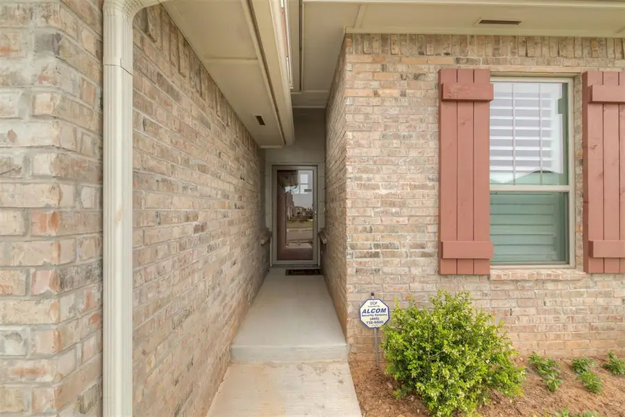 10524 SW 55th Street, Mustang, OK 73064 - #2