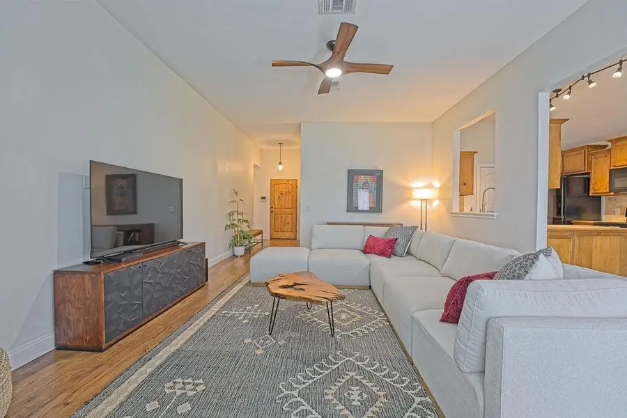 422 Tecumseh Meadows Court, Norman, OK 73069 - #3