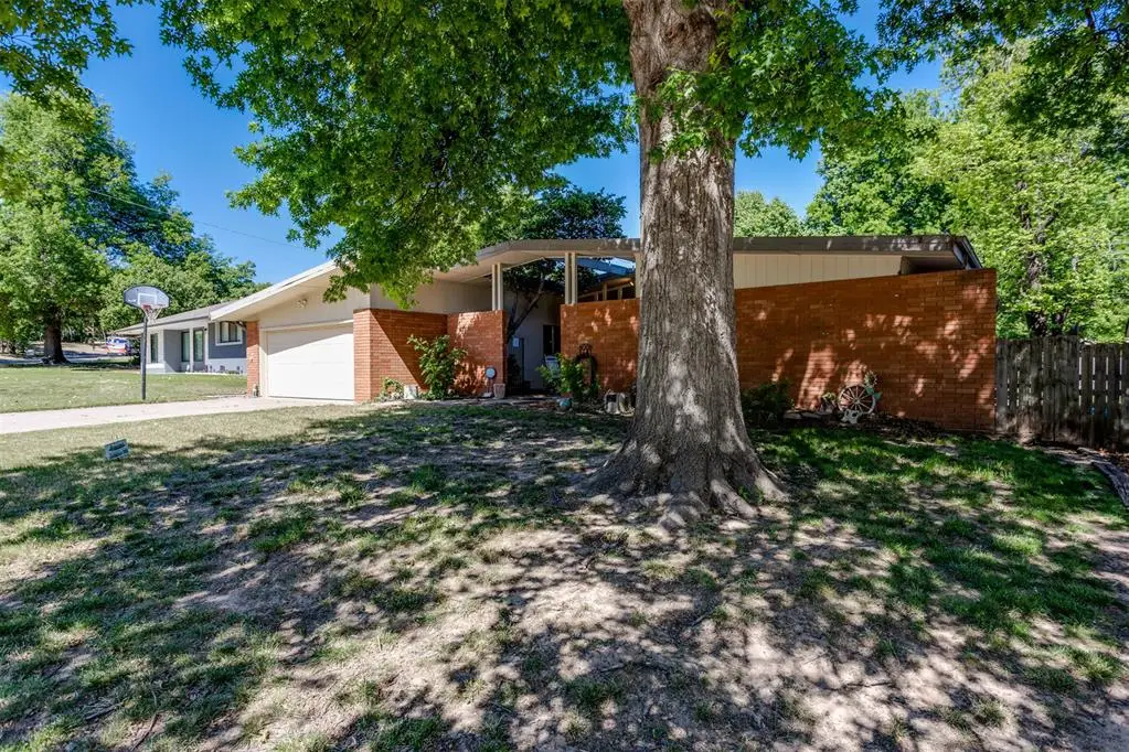 1800 N Alexander Lane, Bethany, OK 73008 - #1