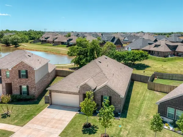 9060 NW 149th Terrace, Yukon, OK 73099