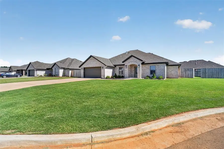 706 Sheryl Lane, Altus, OK 73521 - #2