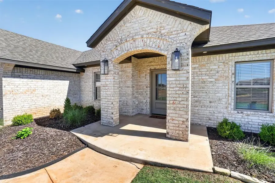706 Sheryl Lane, Altus, OK 73521 - #3