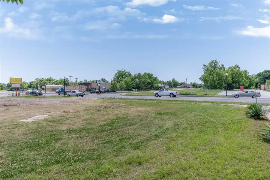 1419 NE 23rd Street, Oklahoma City, OK 73111 - #2