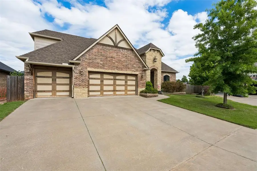 1314 Ladera Circle, Moore, OK 73160 - #2