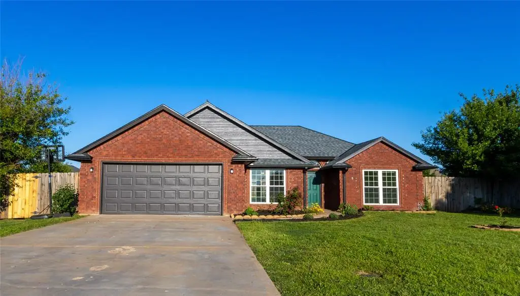 39 NE Deerfield Drive, Elgin, OK 73538 - #1