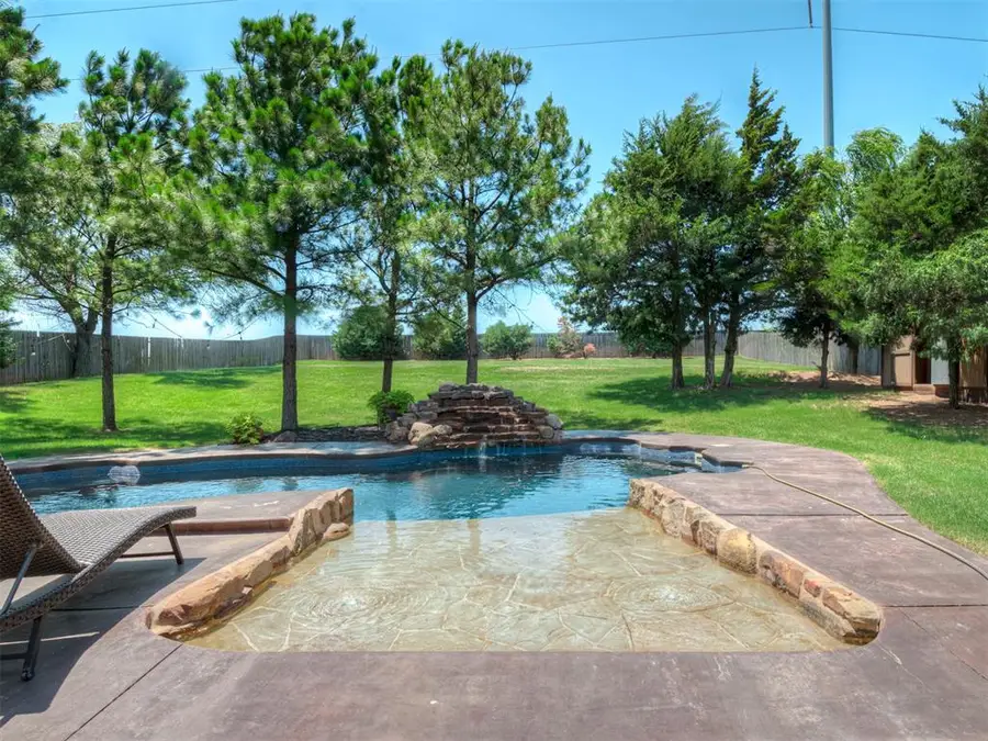 9601 Cara Lane, Yukon, OK 73099 - #2