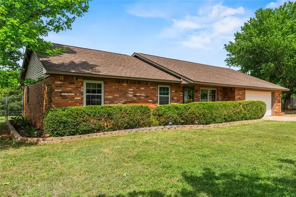 988 County Street 2949, Tuttle, OK 73089