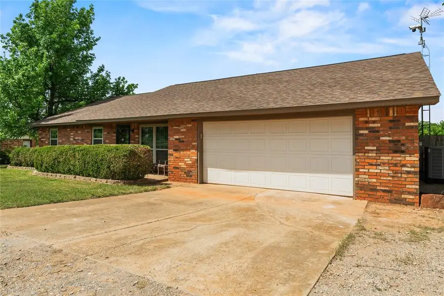 988 County Street 2949, Tuttle, OK 73089 - #3