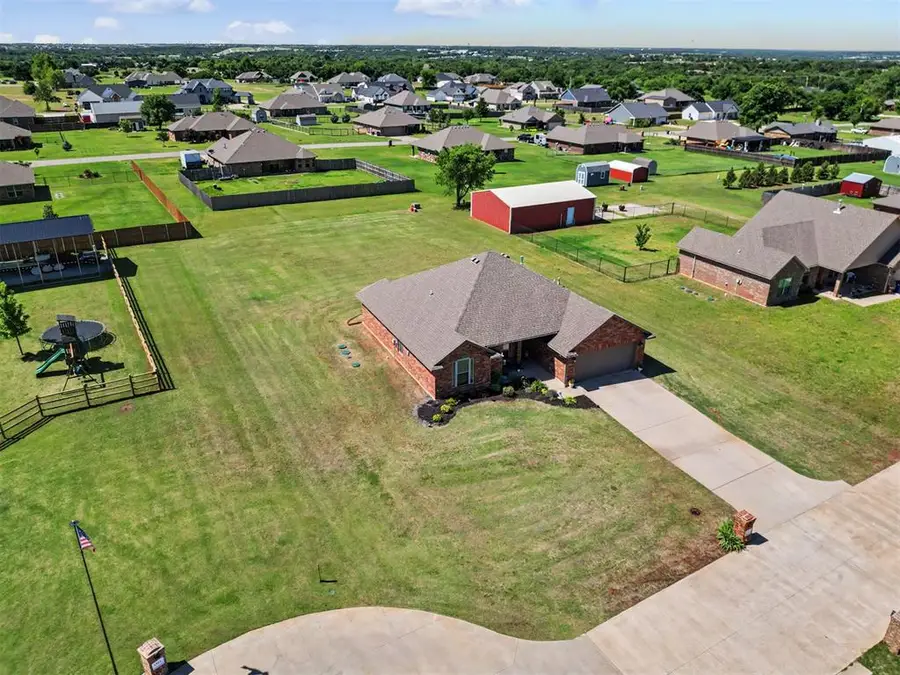 1941 Debbie Drive, Guthrie, OK 73044 - #3
