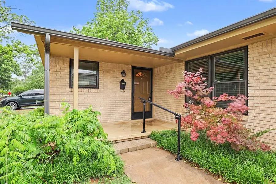 1716 Bedford Lane, Norman, OK 73072 - #3